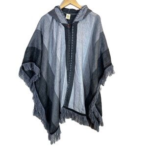 Native Crafts‎ Alpaca Blend Gray Hooded Poncho One Size Fits All